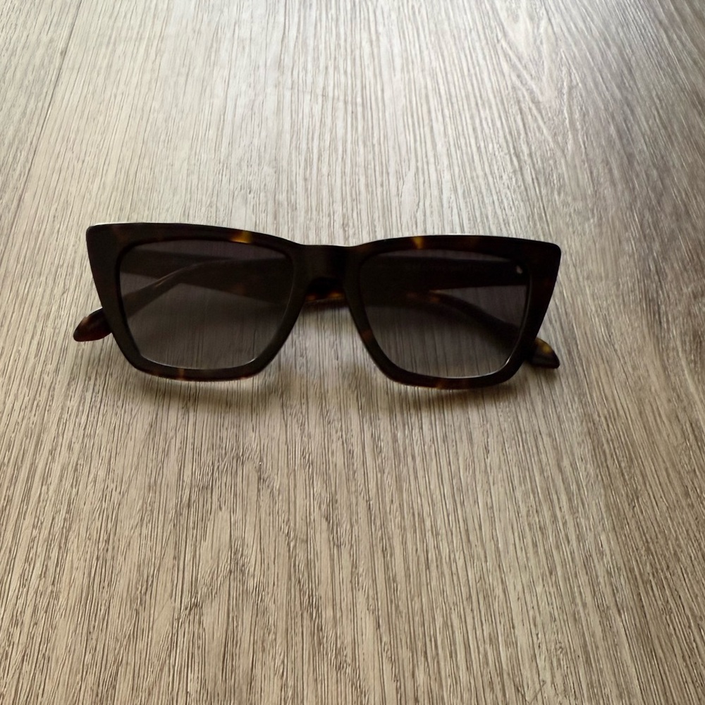 quay australia call the shots tortoise brown retro modern cat eye sunglasses NEW